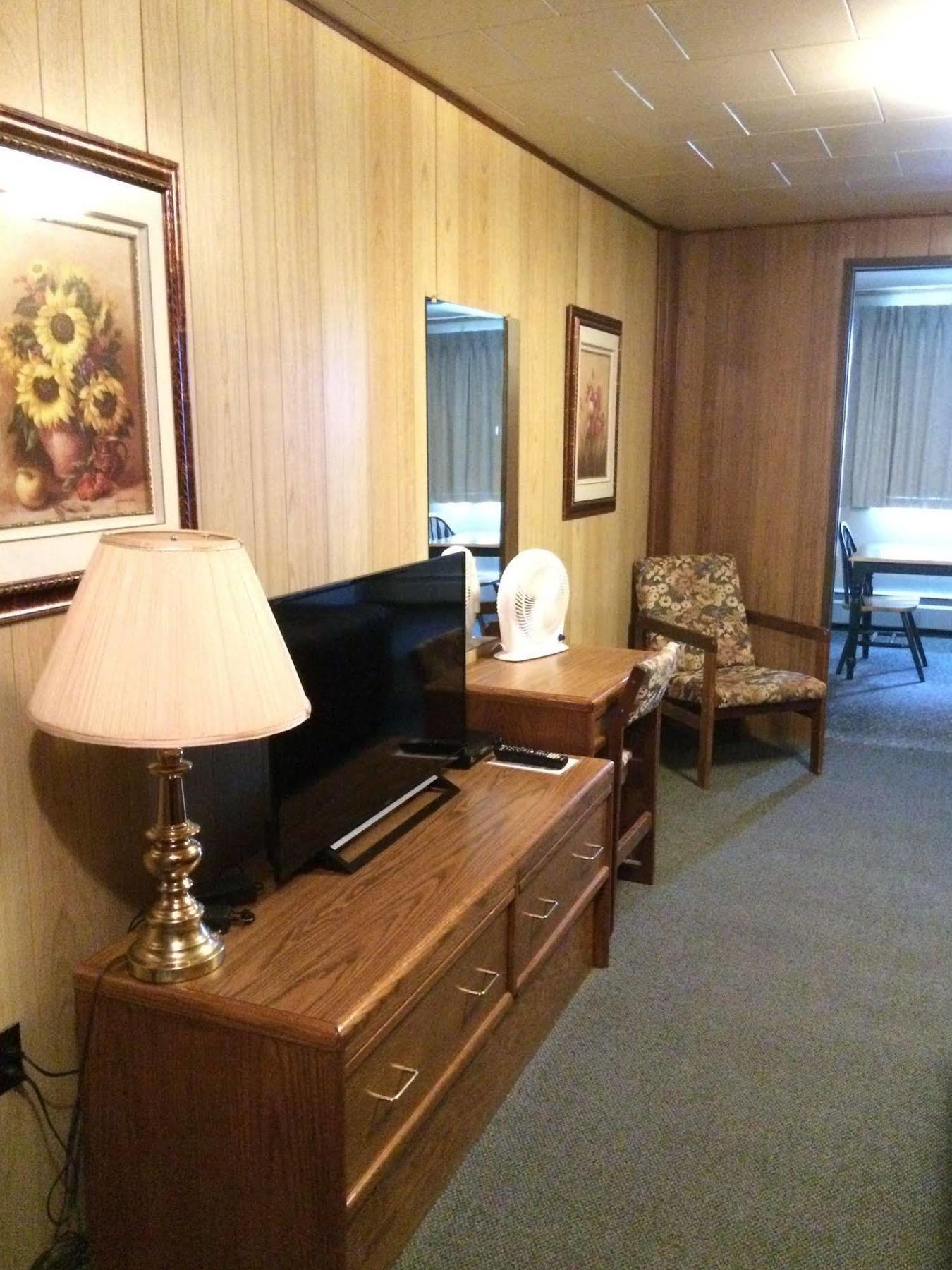 Airport Chalet Whitehorse Kültér fotó